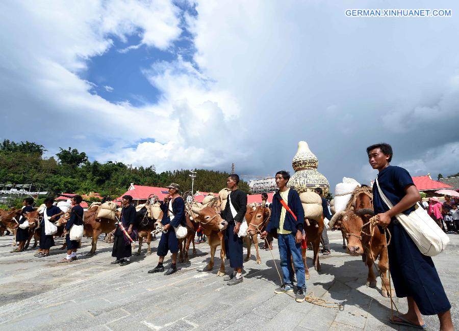 CHINA-KUNMING-WA ETHNIC GROUP-TRADITIONAL FESTIVAL (CN)