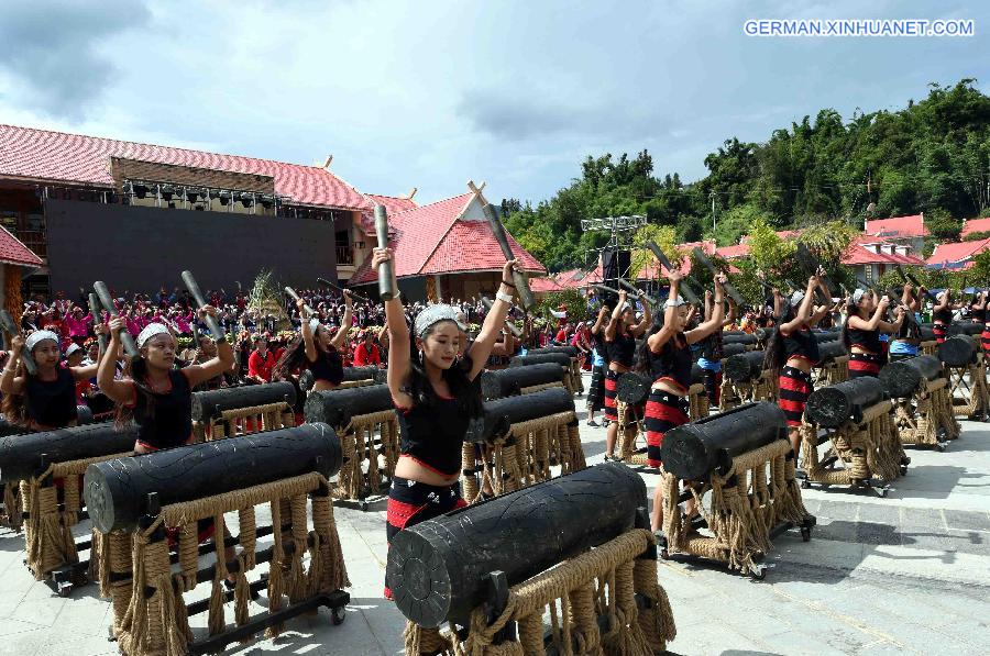 CHINA-KUNMING-WA ETHNIC GROUP-TRADITIONAL FESTIVAL (CN)