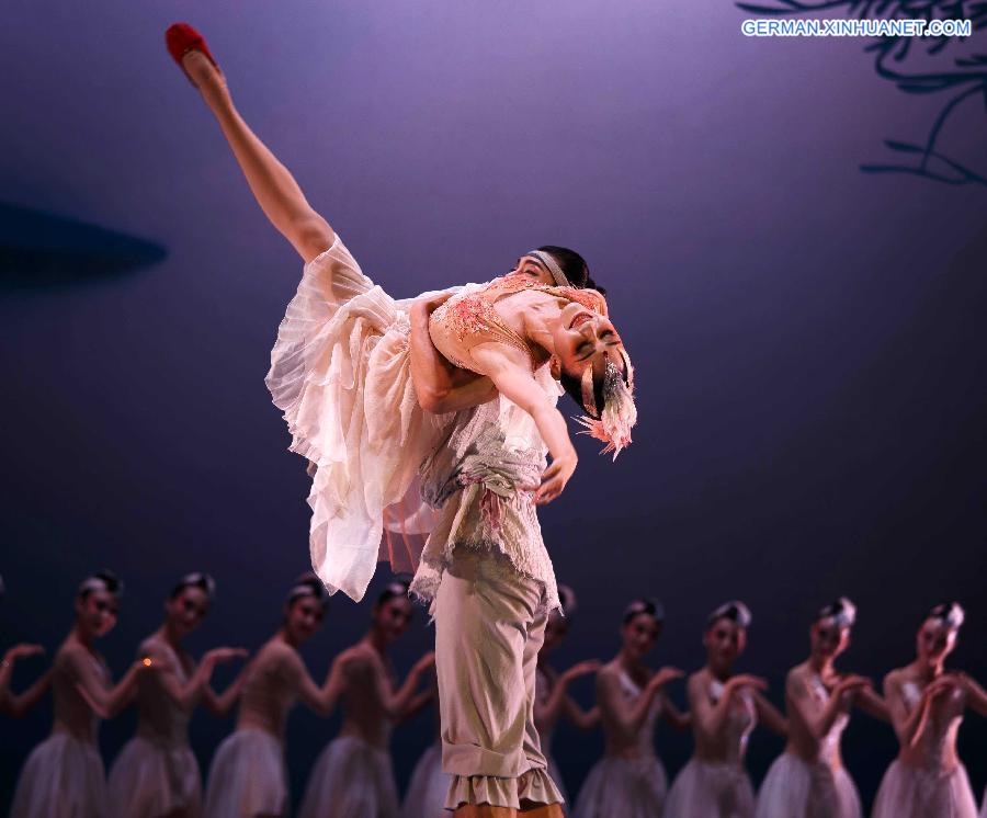 #CHINA-NANTONG-DANCE DRAMA-CRESTED IBIS(CN)