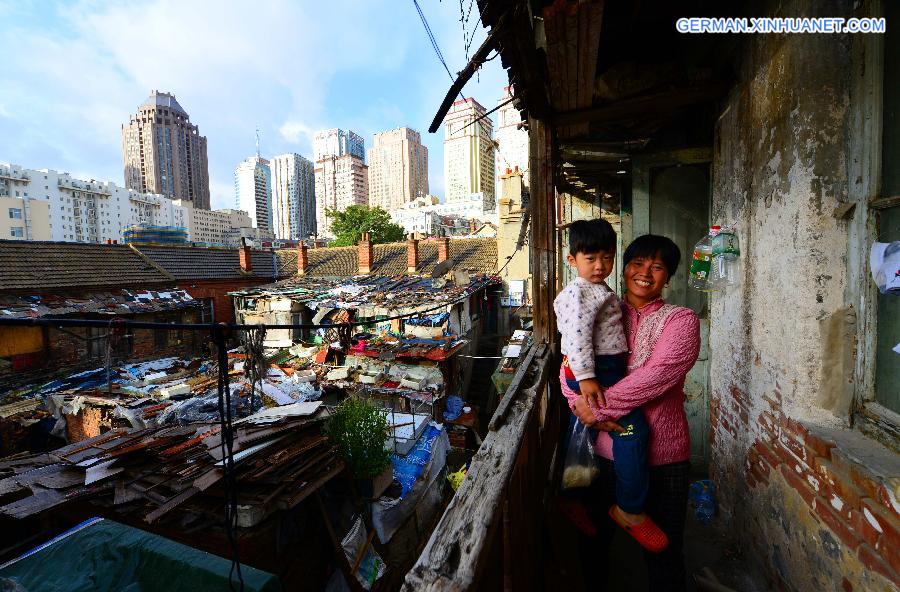 #CHINA-DALIAN-DONGGUAN STREET-RECONSTRUCTION (CN) 