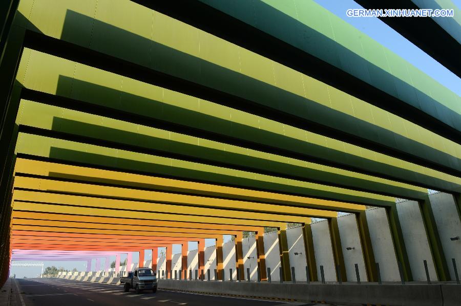 CHINA-HENAN-RAINBOW TUNNEL (CN)