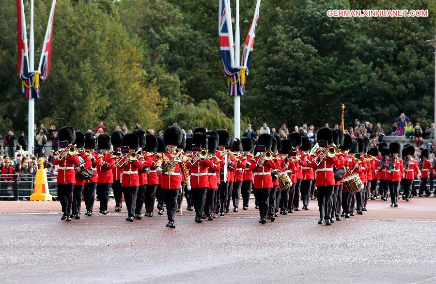 BRITAIN-LONDON-ROYAL GUARDS-CHANGING CEREMONY 