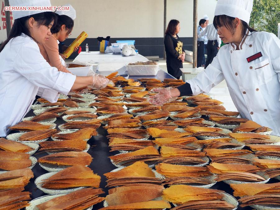 #CHINA-JIANGSU-HONGZE-LONG TABLE BANQUET (CN)