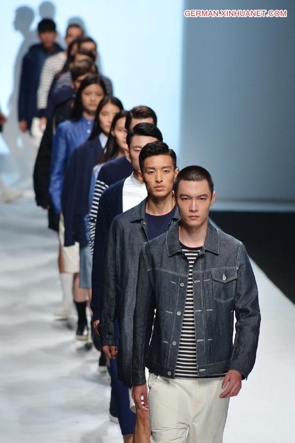 #CHINA-SHANGHAI-FASHION WEEK(CN) 