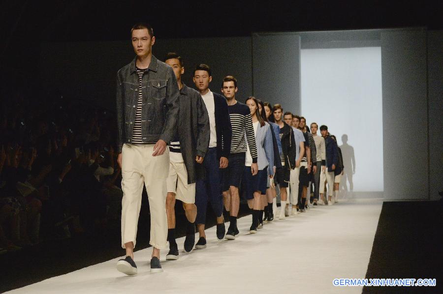 #CHINA-SHANGHAI-FASHION WEEK (CN)