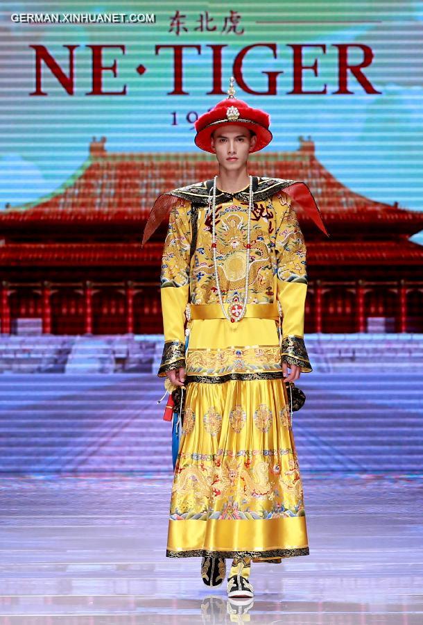 CHINA-BEIJING-FASHION WEEK-NE TIGER-QIPAO (CN)