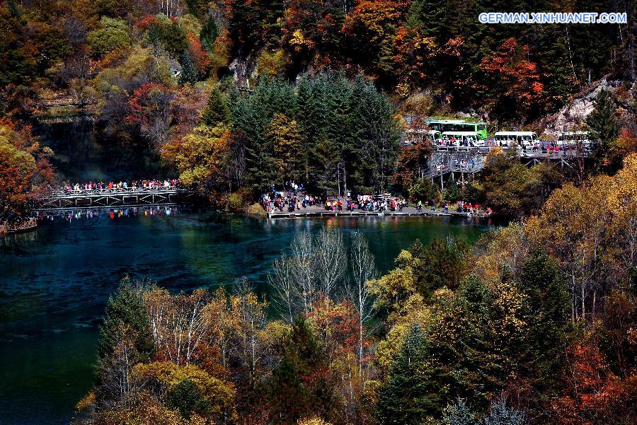 CHINA-SICHUAN-JIUZHAIGOU-SCENERY (CN)