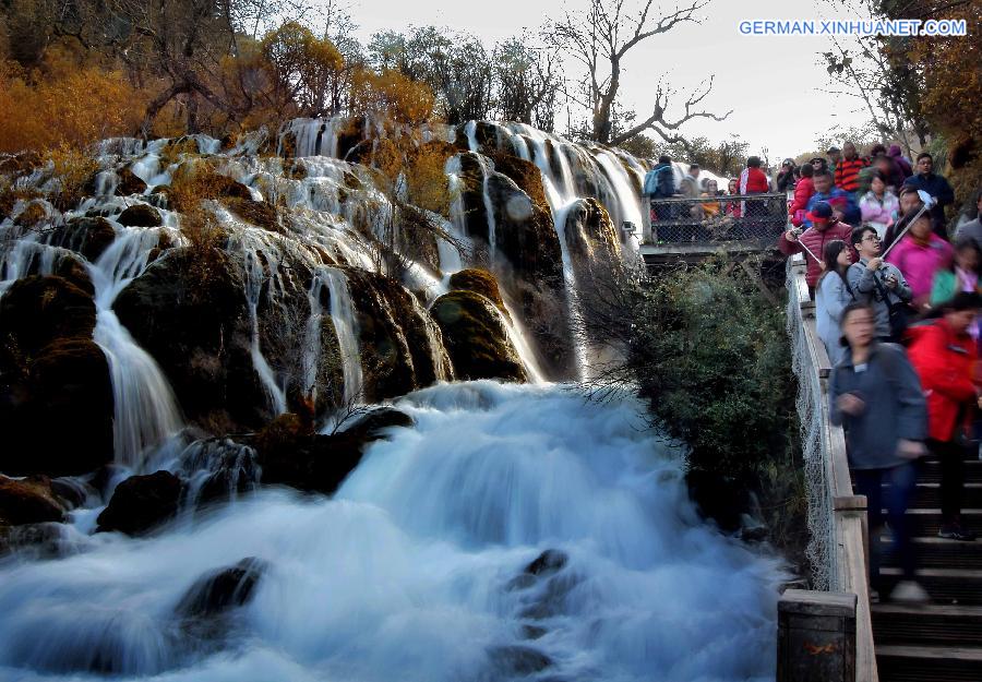 CHINA-SICHUAN-JIUZHAIGOU-SCENERY (CN)