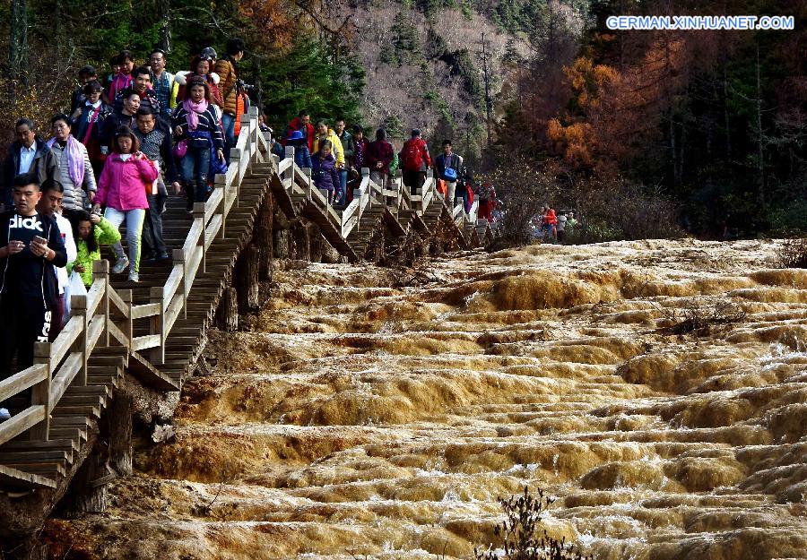 CHINA-SICHUAN-JIUZHAIGOU-SCENERY (CN)