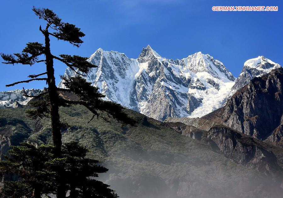 CHINA-SICHUAN-GLACIER FOREST PARK (CN)