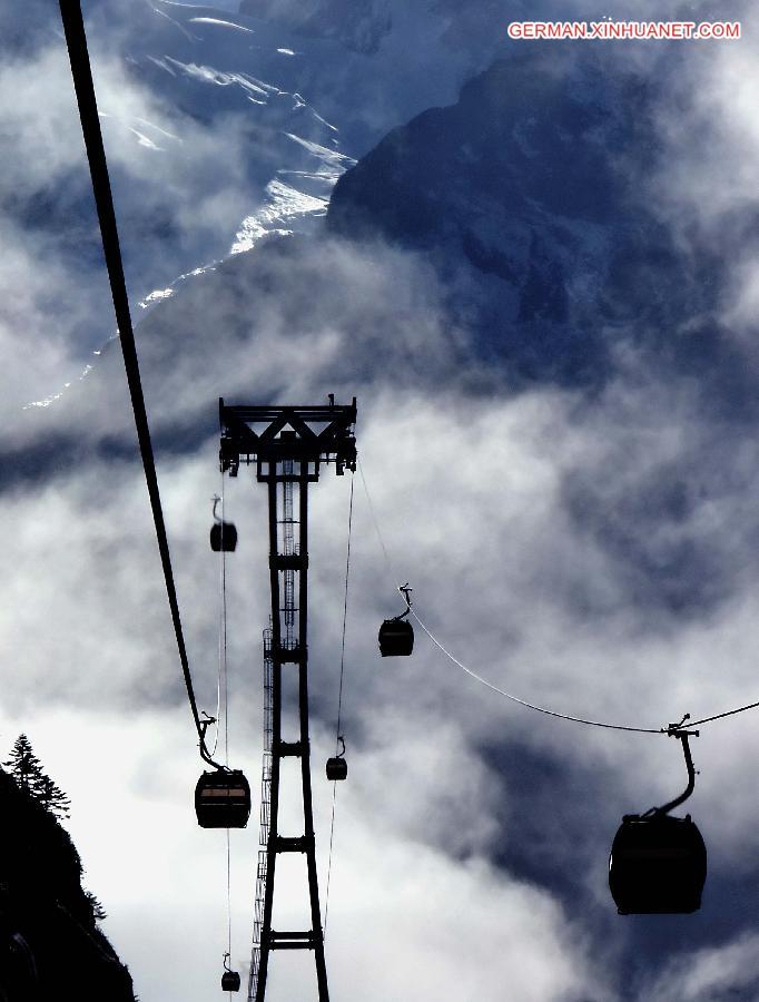 CHINA-SICHUAN-GLACIER FOREST PARK (CN)