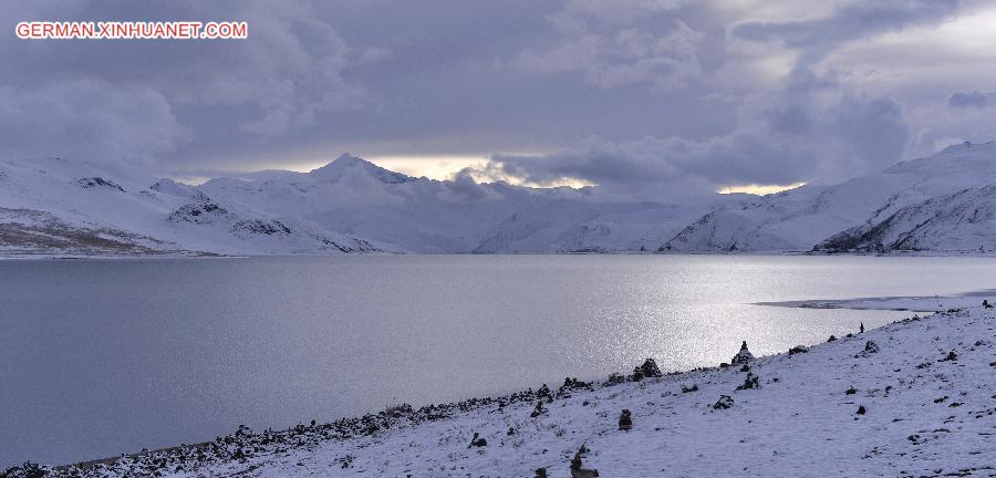 CHINA-TIBET-YAMDROK LAKE-SCENERY(CN) 