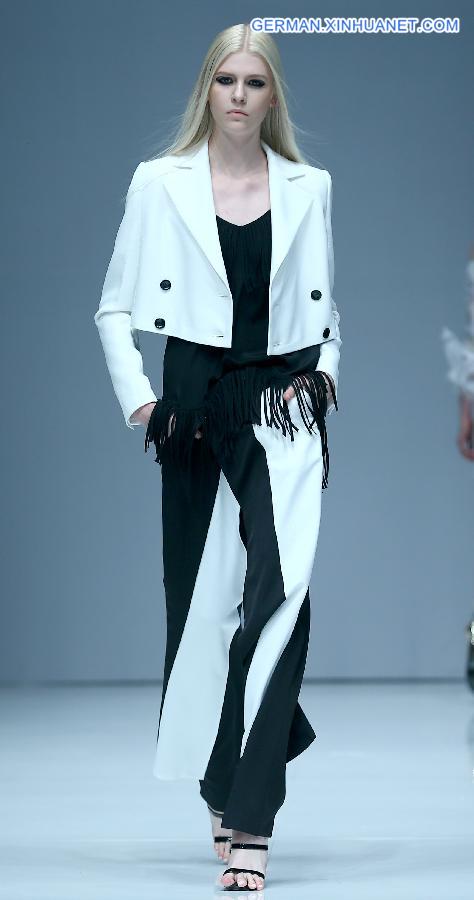 CHINA-BEIJING-FASHION WEEK (CN)