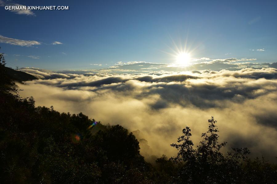 #CHINA-YUNNAN-NANJIAN-SUNGLOW (CN)