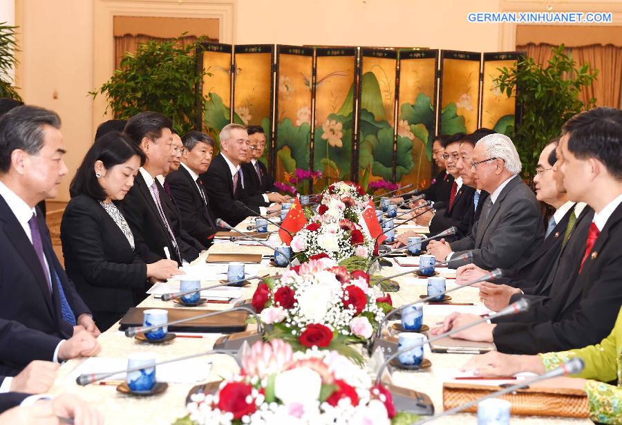 SINGAPORE-CHINA-XI JINPING-TONY TAN KENG YAM-MEETING