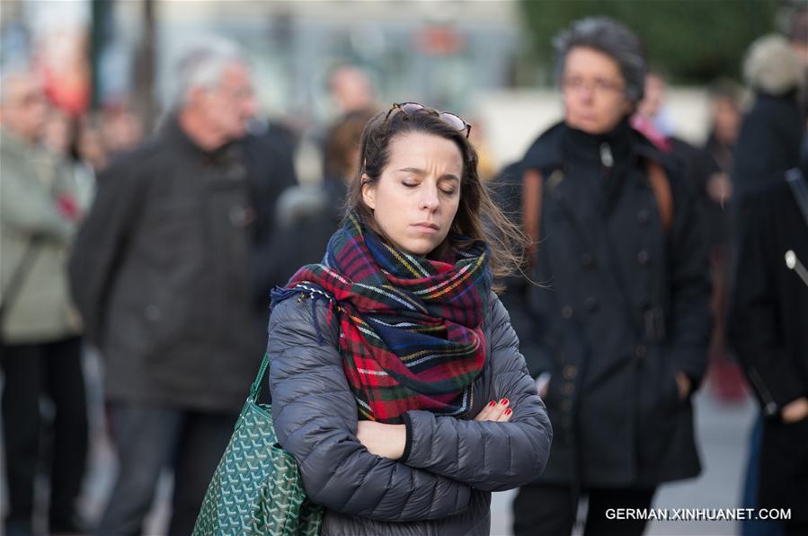 FRANCE-PARIS-MINUTE-SILENCE