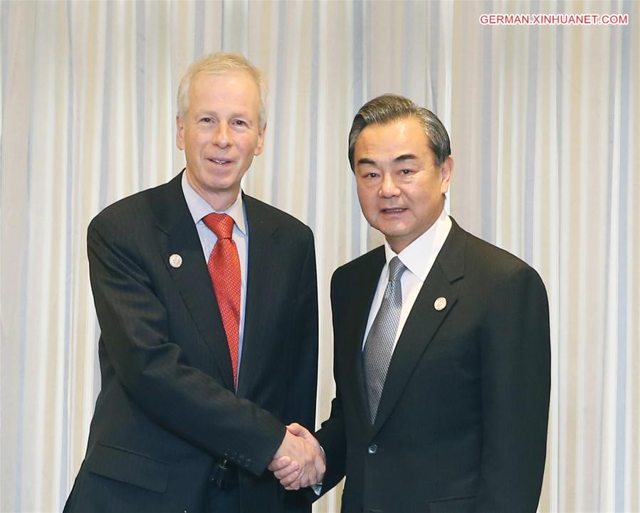 PHILIPPINES-MANILA-CHINA-CANADA-WANG YI-MEETING