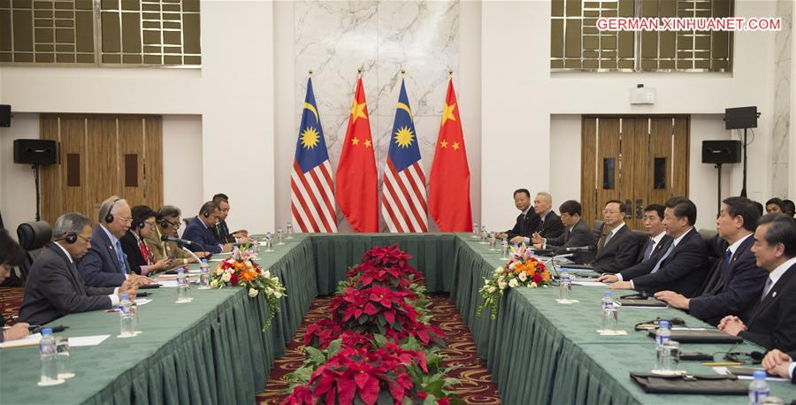 PHILIPPINES-MANILA-XI JINPING-MALAYSIAN PM-MEETING