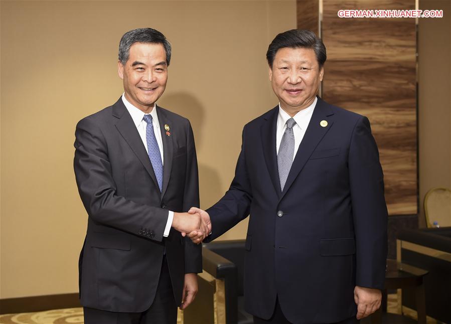 PHILIPPINES-APEC-CHINA-XI JINPING-HK CHIEF EXECUTIVE-MEETING