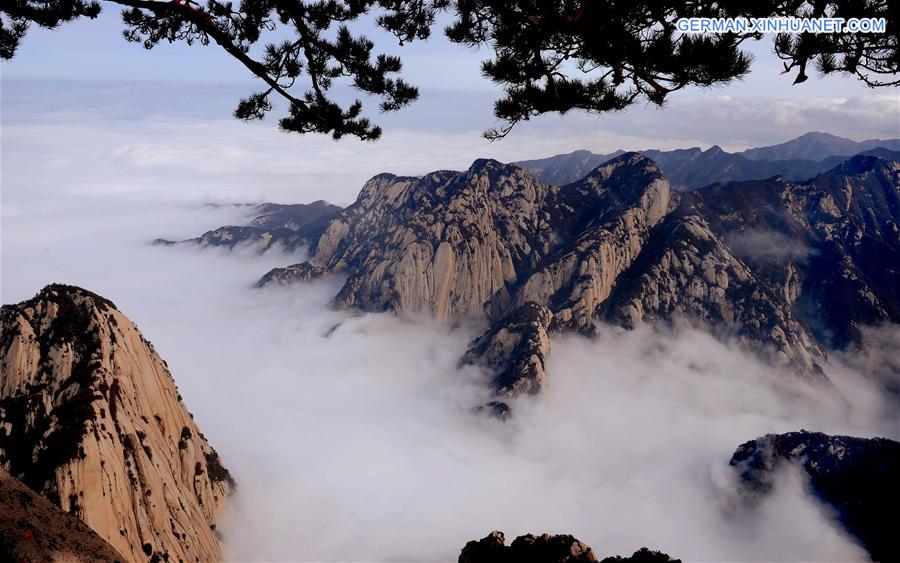 CHINA-SHAANXI-HUASHAN MOUNTAIN-SCENERY (CN)