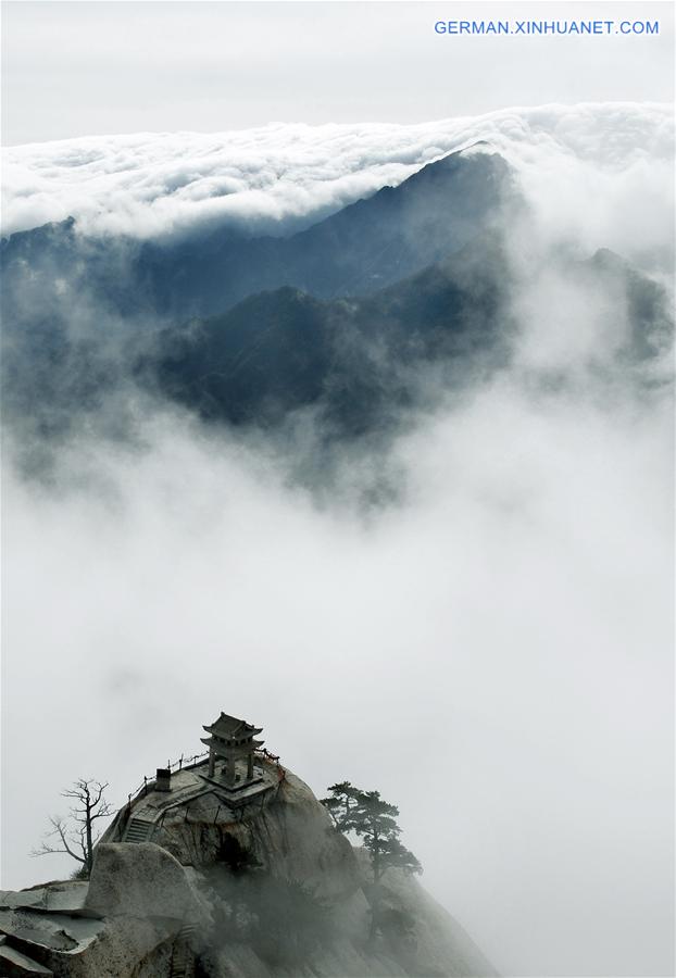 CHINA-SHAANXI-HUASHAN MOUNTAIN-SCENERY (CN)