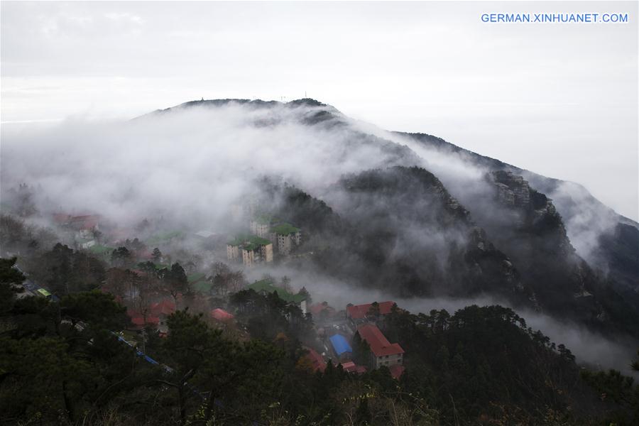 #CHINA-JIANGXI-JIUJIANG-LUSHAN MOUNTAIN-MIST (CN)