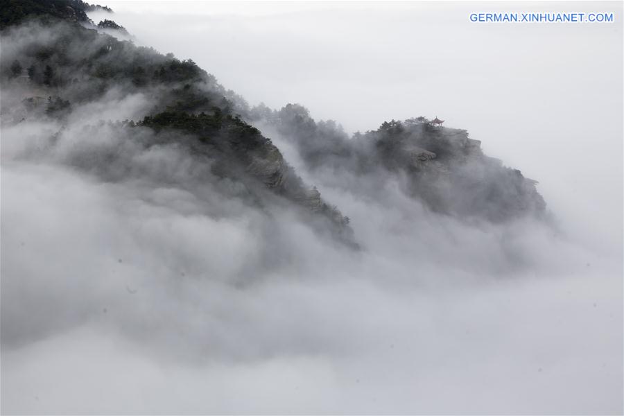 #CHINA-JIANGXI-JIUJIANG-LUSHAN MOUNTAIN-MIST (CN)