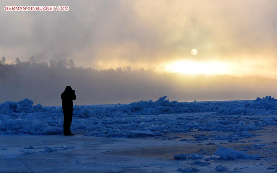 #CHINA-HEILONGJIANG RIVER-FROZEN (CN)