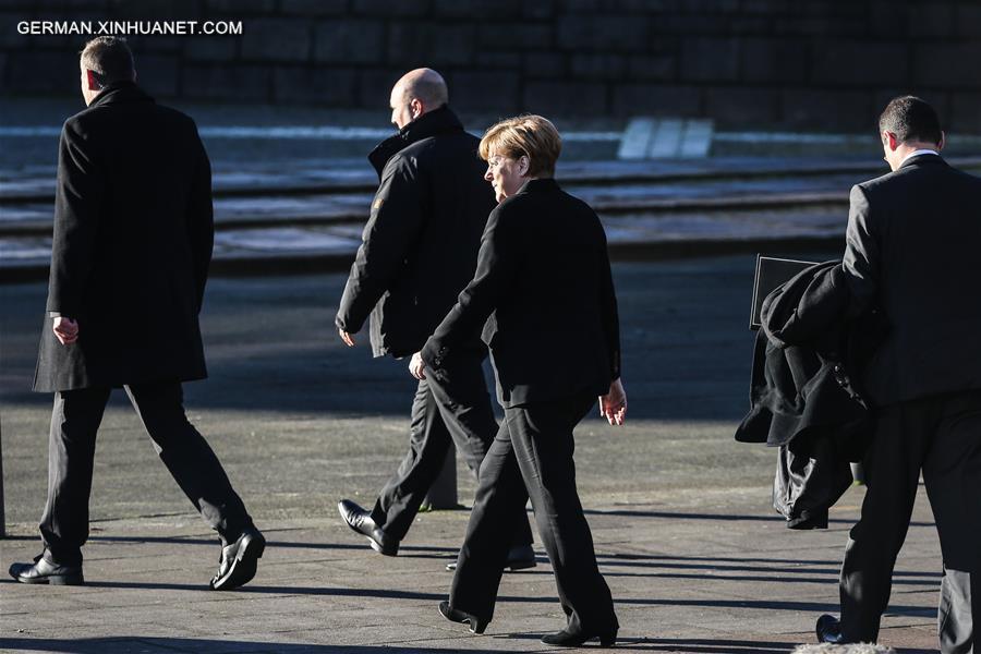 GERMANY-HAMBURG-SCHMIDT-FUNERAL