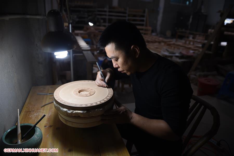 CHINA-ZHEJIANG-LONGQUAN CELADON MAKER (CN)