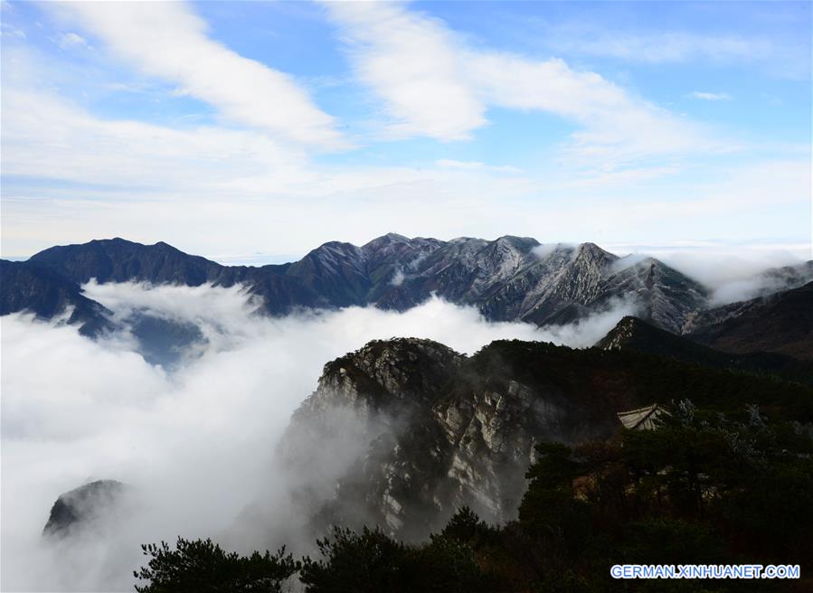 #CHINA-JIANGXI-LUSHAN MOUNTAIN-MIST (CN)