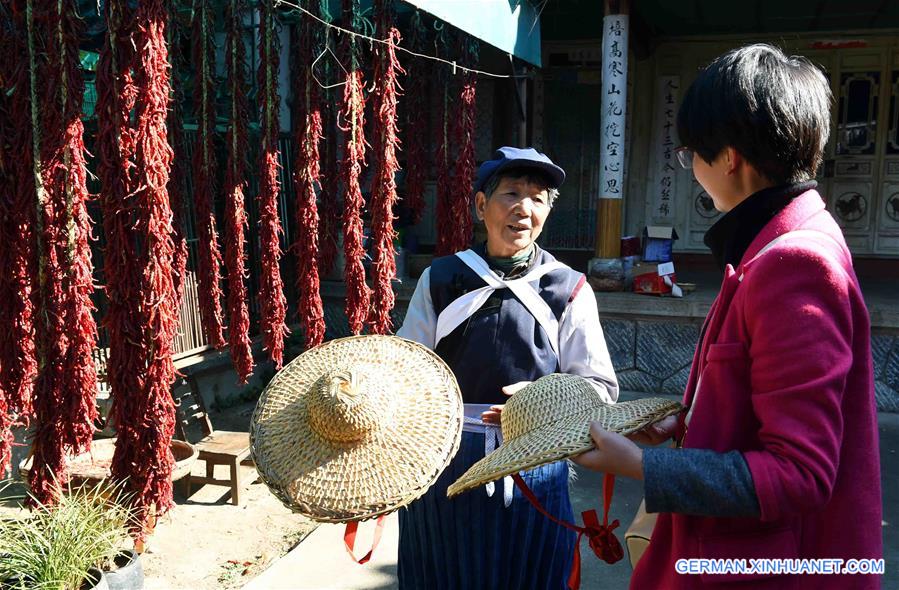 CHINA-YUNNAN-HANDICRAFT-WEAVING (CN)