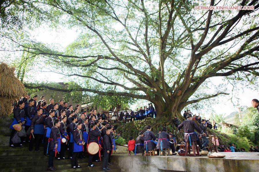 CHINA-GUIZHOU-DONG ETHNIC GROUP-CHORUS (CN)