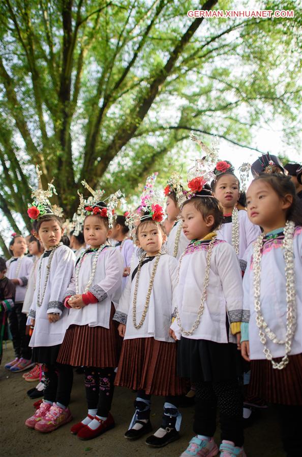 CHINA-GUIZHOU-DONG ETHNIC GROUP-CHORUS (CN)