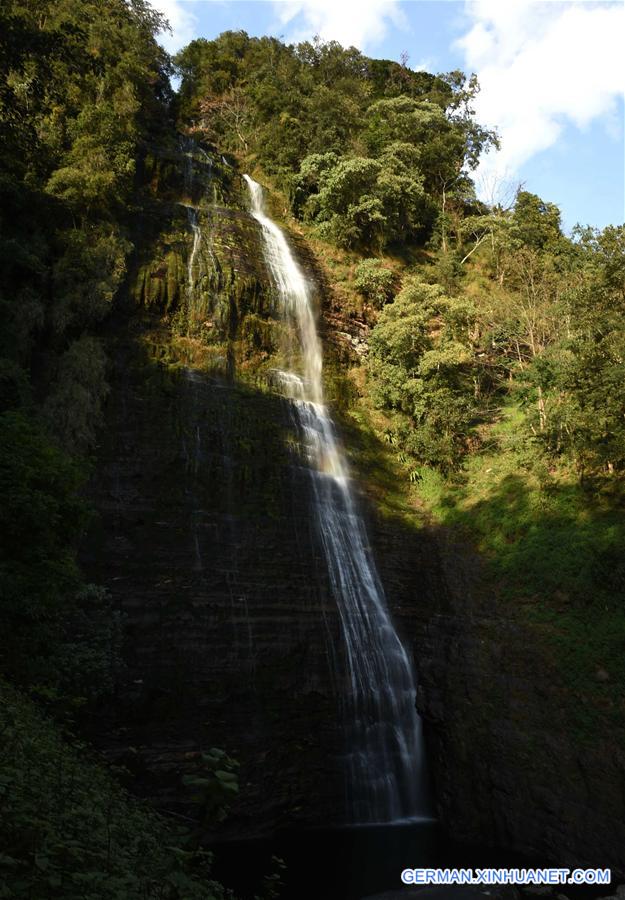 CHINA-YUNNAN-WATERFALL (CN)