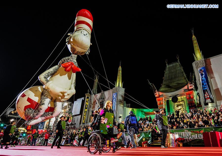 U.S.-LOS ANGELES-HOLLYWOOD XMAS PARADE