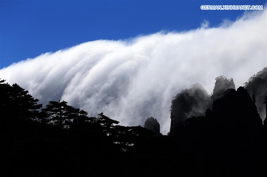 #CHINA-ANHUI-HUANGSHAN MOUNTAIN-CLOUD (CN)