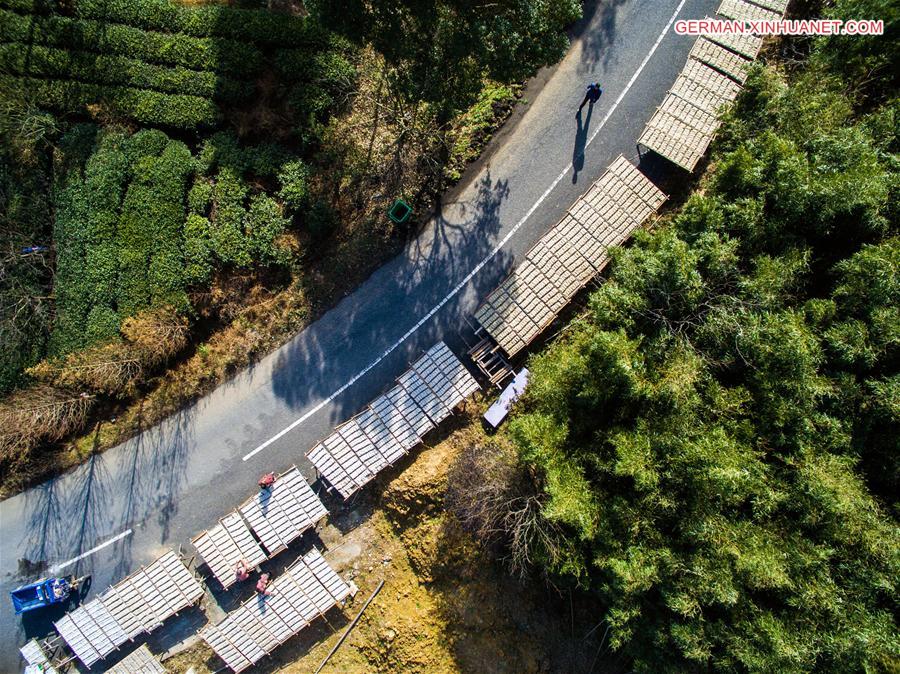 CHINA-ZHEJIANG-WINTER-DRYING FOOD (CN)