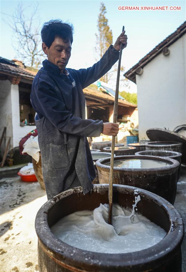 CHINA-ZHEJIANG-WINTER-DRYING FOOD (CN)