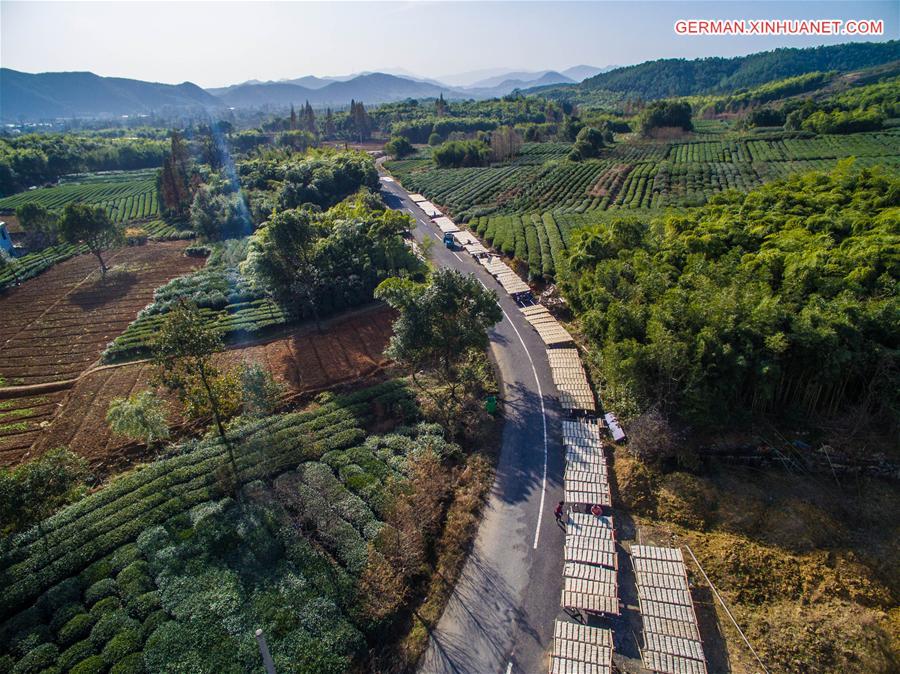 CHINA-ZHEJIANG-WINTER-DRYING FOOD (CN)