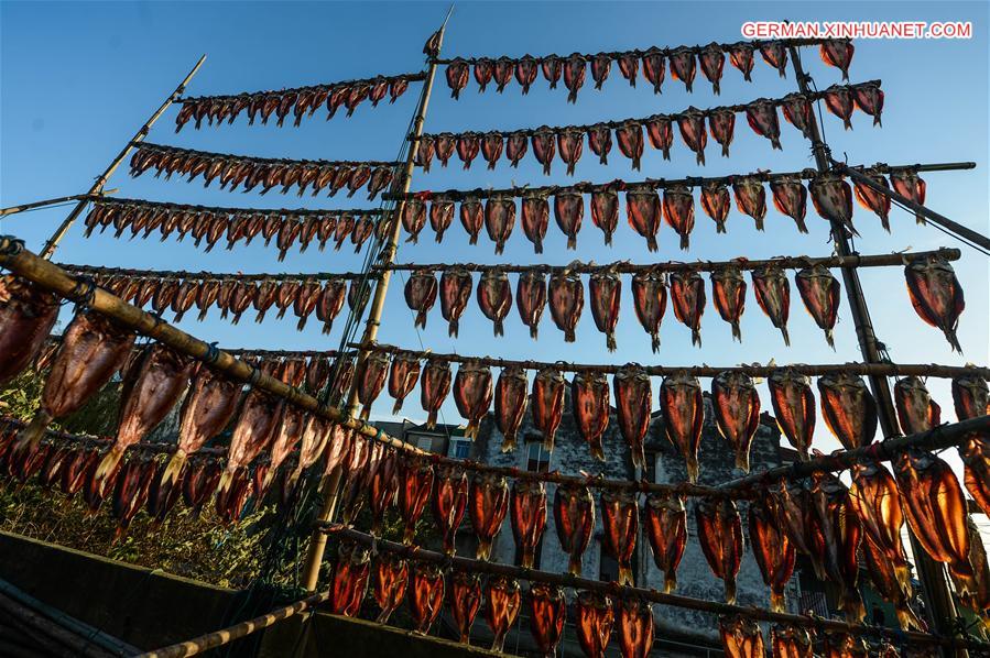 CHINA-ZHEJIANG-WINTER-DRYING FOOD (CN)