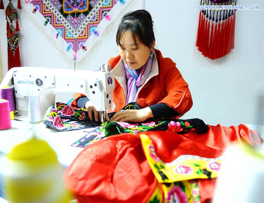 #CHINA-SHAANXI-NINGQIANG COUNTY-EMBROIDERY OF QIANG ETHNIC GROUP(CN)