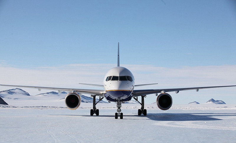 Boeing 757 landet erstmals in der Antarktis