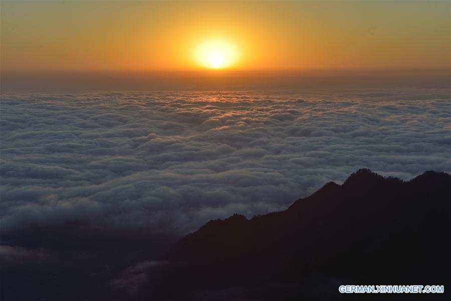 #CHINA-HUBEI-ZIGUI-SCENERY-CLOUD SEA (CN)