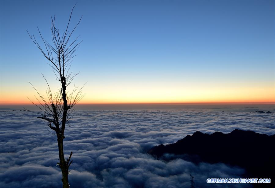 #CHINA-HUBEI-ZIGUI-SCENERY-CLOUD SEA (CN)