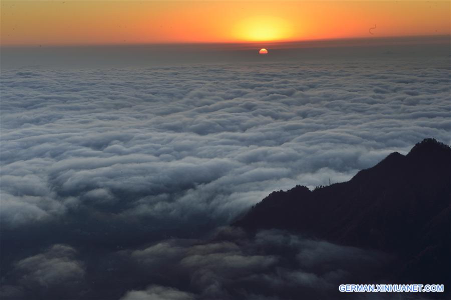 #CHINA-HUBEI-ZIGUI-SCENERY-CLOUD SEA (CN)