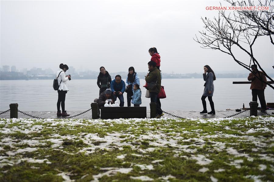 CHINA-ZHEJIANG-HANGZHOU-SNOW SCENERY (CN)