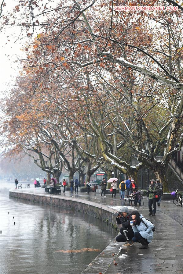 CHINA-ZHEJIANG-HANGZHOU-SNOW SCENERY (CN)