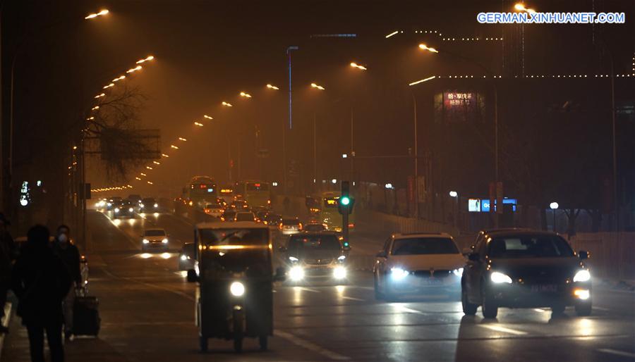 CHINA-BEIJING-POLLUTION-FIRST RED ALERT(CN)