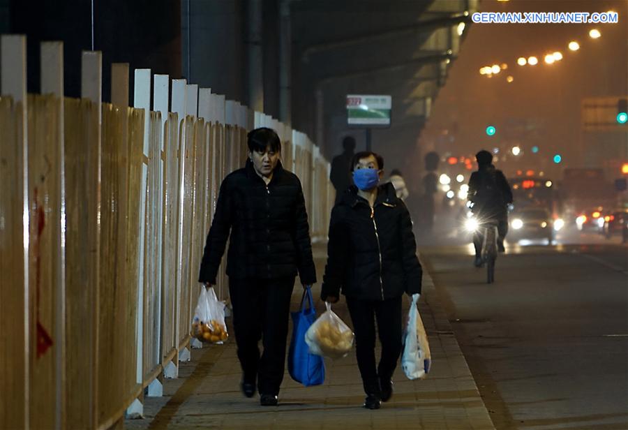 CHINA-BEIJING-POLLUTION-FIRST RED ALERT(CN)